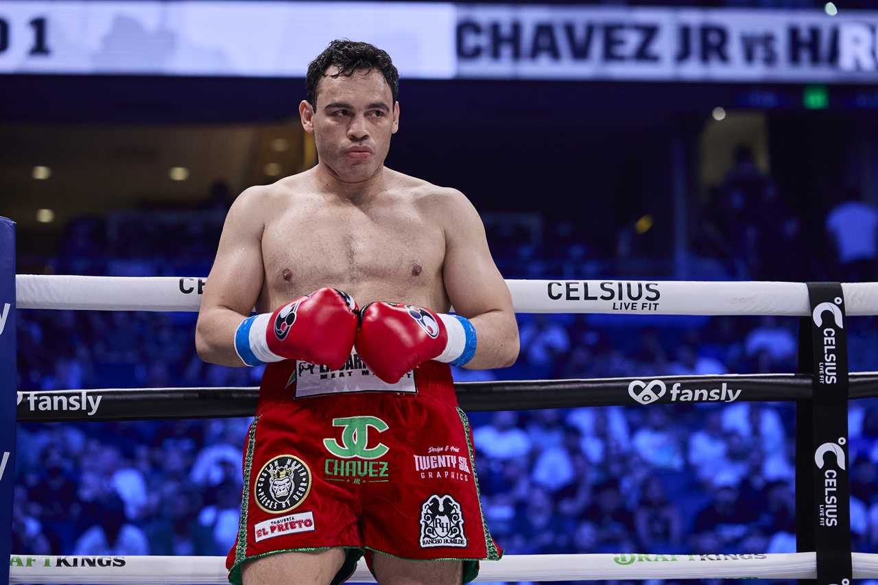 Former Boxing World Champion Emerges as Contender to Fight KSI as Dillon Danis Bout in Limbo