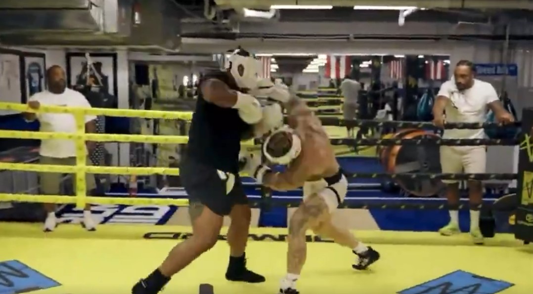 Shocking Jake Paul Drops 20 Stone Heavyweight, Fans Speculate Fight with Anthony Joshua