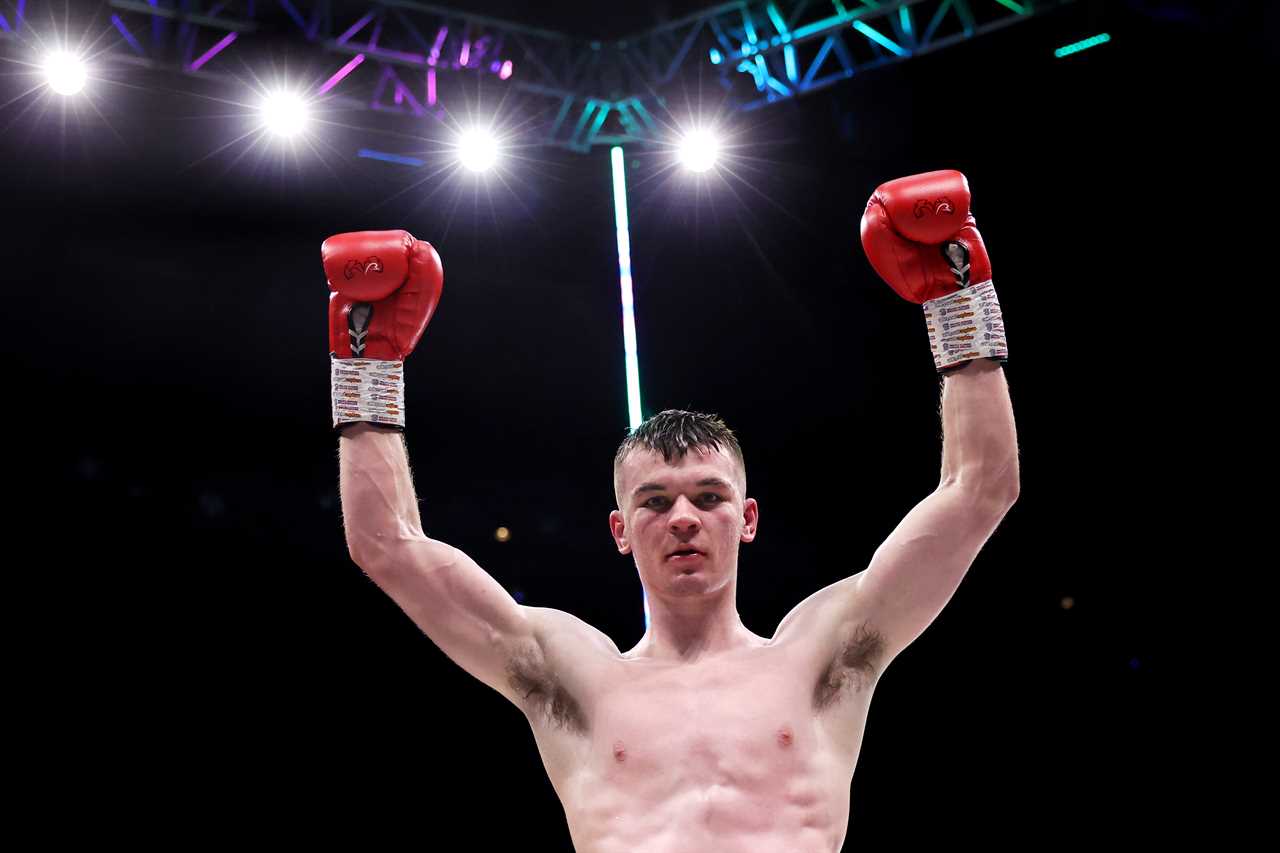 EXCLUSIVE: LIAM SMITH's Middleweight Bout with Aaron McKenna - Royal Rumble at Tottenham Hotspur Stadium!
